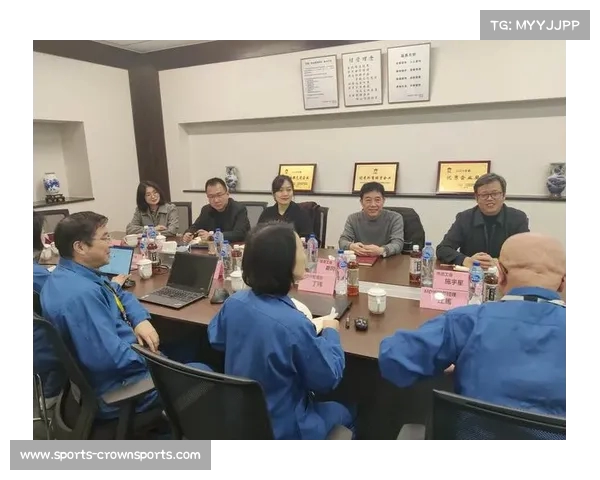 刘博丁玮与欧致宝丁玮孩子们的珍贵瞬间展现家庭温情与亲子关系 刘博丁玮与欧致宝丁玮孩子们的珍贵瞬间展现家庭温情与亲子关系